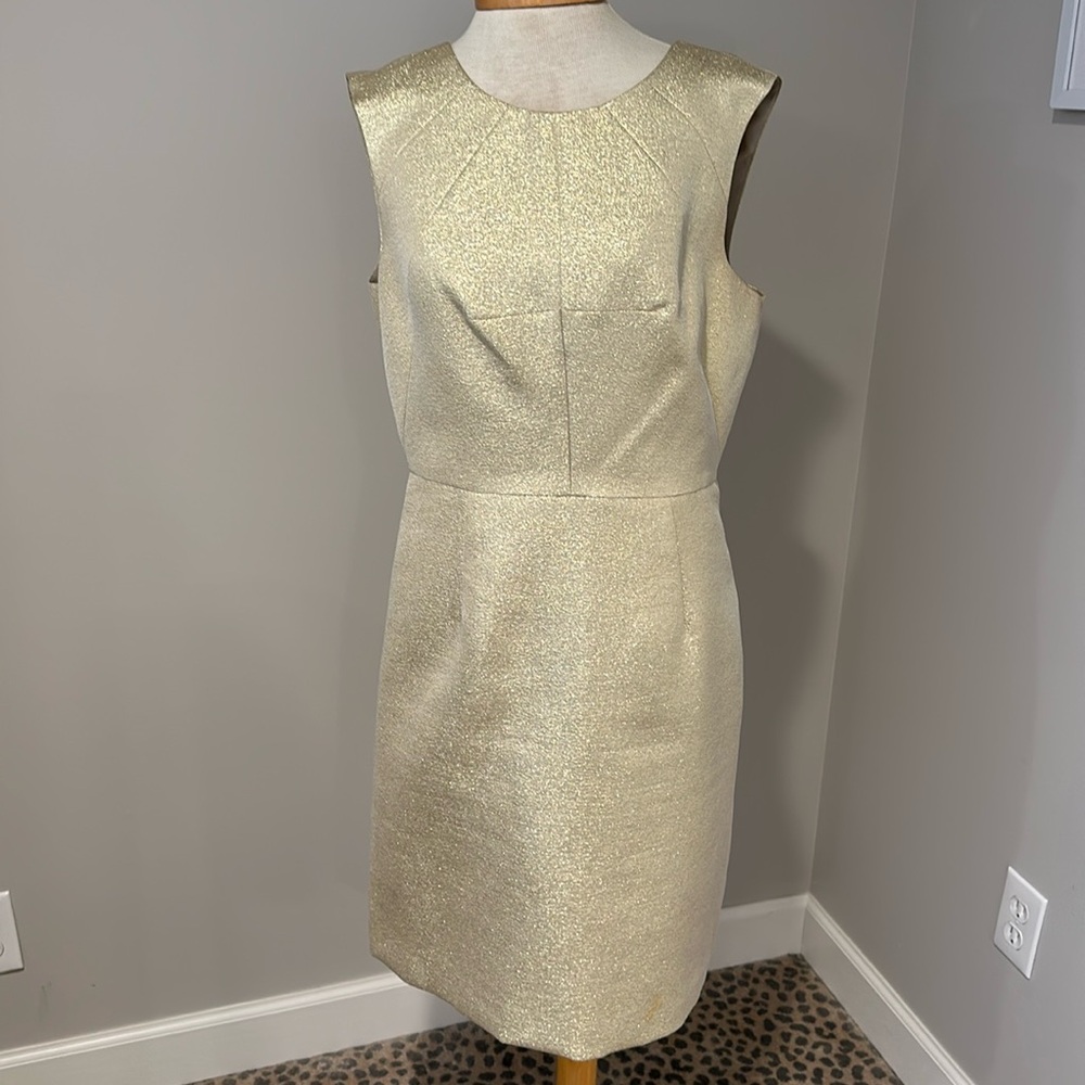 Shoshanna gold cocktail dress. Perfect for wedding season. Classic fit
